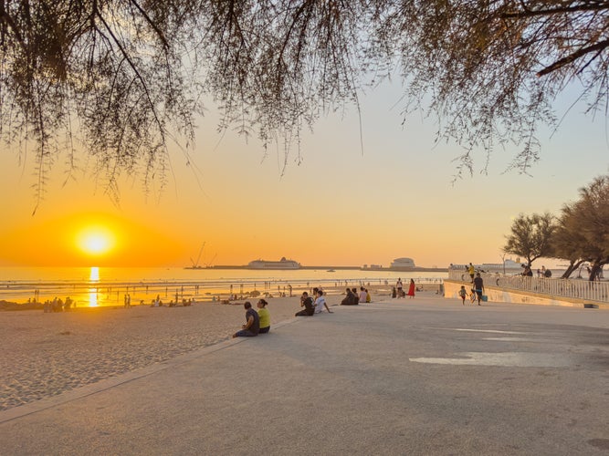 matosinhos beach in Porto.jpg