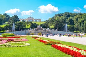 Vienna: Skip-the-Line Schonbrunn Palace and Gardens Tour