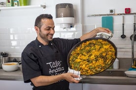 Lezione di cucina spagnola e cena a Siviglia