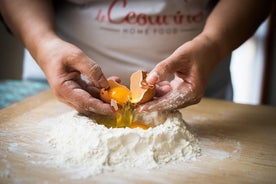 Privat pasta-making klasse på en Cesarina hjem med prøvesmagning i Bergamo