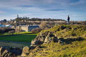 Edinburgh: City Highlights Private Guided Walking Tour