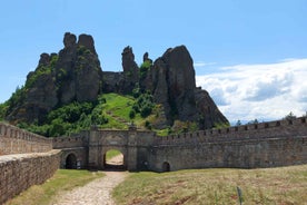 From Sofia: Day Trip to Belogradchik Rocks and Venetsa Cave