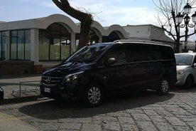 Privat transfer från Amalfi till Neapel