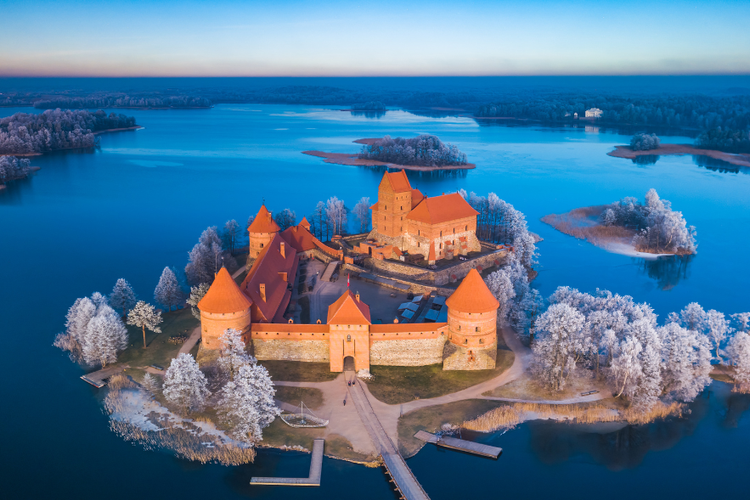 Trakai Island Castle.png