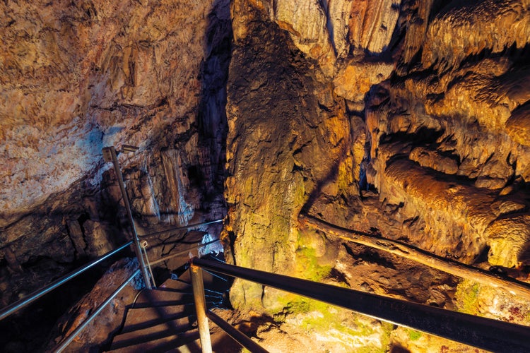 Cave of Zeus.jpg