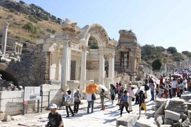 From Kusadasi Port: PRIVATE Highlights of Ephesus Tour