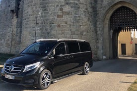 Flutningur í hágæða Mercedes smárútu Nimes / Aigues Mortes, 7 farþegar