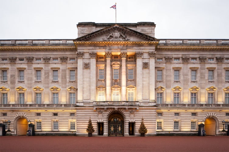 Buckingham Palace 2.jpg