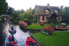 Giethoorn Small Group Tour