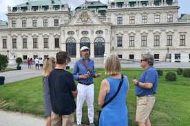 Tour storico per piccoli gruppi di 2 ore e mezza a Vienna, Palazzo Belvedere