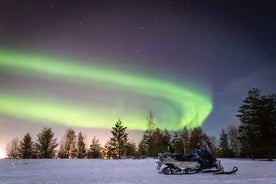 Levi: Snowmobile Northern Lights Hunting Trip