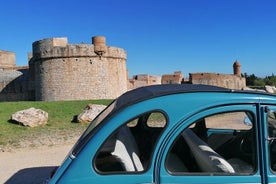 Rondleidingen in Cases de Pene in 2 CV Citroën