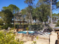 MAISON 5 Personnes EN GARRIGUE - PISCINE-SPA PRIVÉ