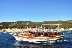 Bodrum Boat Tour with Lunch: Beaches and Islands