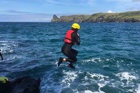 Aventure Coasteering de 2 heures près de Bude