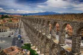 Segovia-kävelyyksityinen ja mukautettava kiertue hotellihaulla