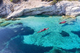 Kajak- und Schnorcheltour auf Lefkada: Erkunden Sie die Blaue Grotte mit einem Hauch von Griechenland