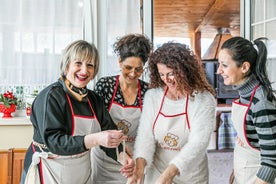 Private Pizza & Tiramisu Class at a Cesarina's home with tasting in Pisa