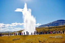 Frá Reykjavík: Gullni hringurinn & Kerið dagsferð