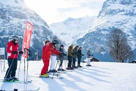 Pacote de esqui para iniciantes de 1 dia saindo de Interlaken