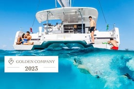 Catamaran Day & Sunset Cruises with meals Drinks and transportation