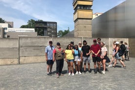 Small-Group Historical Bike Tour in Berlin