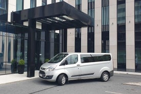 Warschau Chopin Airport privétransfer 5-8 PAX