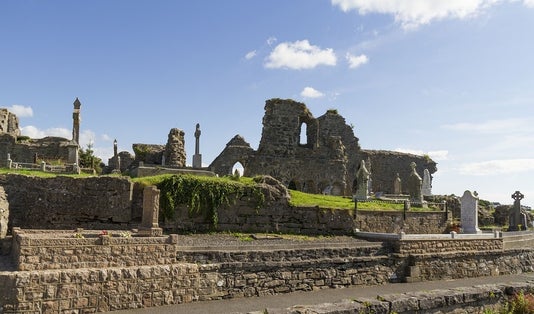 Photo of Donegal Ireland, by Sean O'Neill-ruins