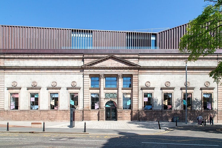 Aberdeen_Art_Gallery_(53533915342).jpg