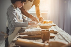 Eetervaring bij een lokaal huis in Cesenatico met showcooking