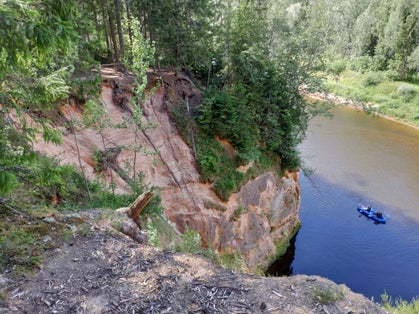 Sandstone cliffs. Erglu Cliffs (Ērgļu klintis), on the bank of the Gauja river. Gauja National park