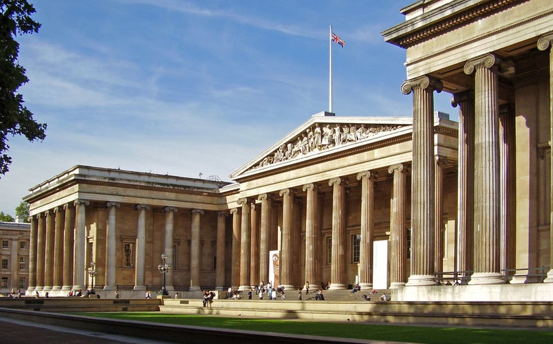 British_Museum_from_NE_2_%28cropped%29.JPG