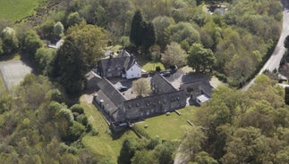 Bryn Melyn Farm Cottages