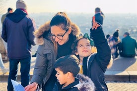 Family escape game with kids and teens in the Sacré-Coeur