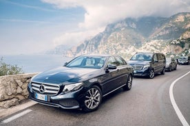 Tour privado en coche o minivan por la costa de Amalfi, día completo