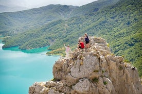 Excursão de um dia de caminhada ao Lago Bovilla e à Montanha Gamti saindo de Tirana