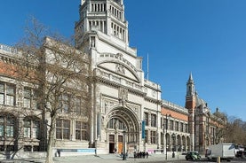 Private Victoria & Albert Museum Tour: Greatest Collection of Arts and Crafts