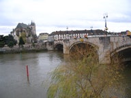 Los mejores paquetes de viaje en Montereau-Fault-Yonne, en Francia