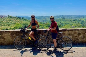 Excursão de Bicicleta pela Zona Rural de Toscana saindo de Florença incluindo Degustação de Vinhos e Azeites