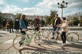 Guidad tur på en vintagecykel genom Madrid