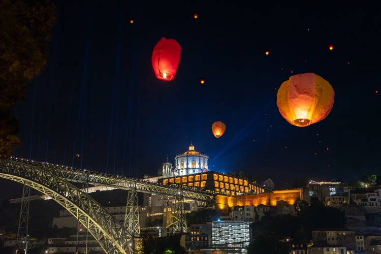 Festa de são joão do Porto flying lanterns in Porto Portugal.jpg