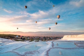 Mongolfiera Pamukkale con certificati di volo, brindisi con champagne e trasferimento in hotel