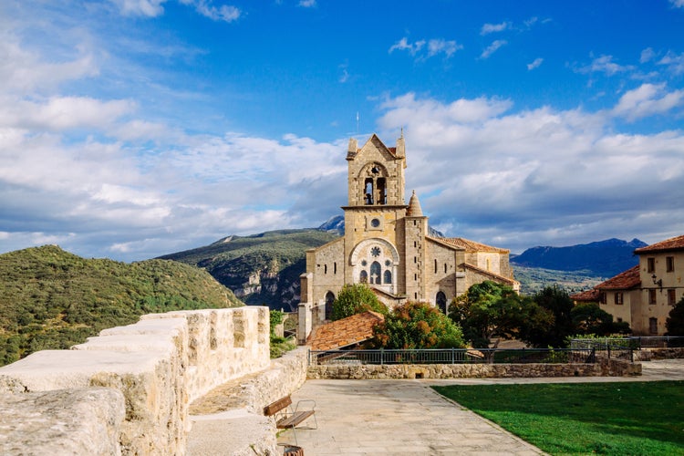 photo   of view of San Vicente church and wall in Frias, in the region of "Las Merindades" in Burgos province, Spain