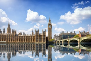 Photo of Westminster palace (Houses of Parliament) and Big Ben tower, London, UK.