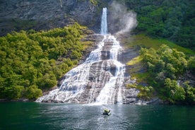 Geiranger: Guided Geirangerfjord Boat Tour