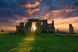 Safari privado en 4x4: Stonehenge, Abadía de Sherborne, Dorset (8 horas)