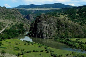 Paseo a caballo guiado privado de día completo por el cañón Dzoraget