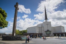 Voitures de taille moyenne à louer à Knock, de l’Irlande