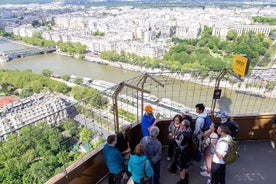 Leiðsögn um Eiffelturninn í París með lyftuaðgangi