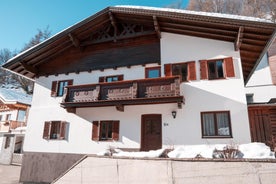 Traditionell-modernes Haus in Hötting